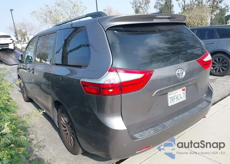 2015 Toyota Sienna Xle Premium 8 Passenger z USA, uszkodzony, nr VIN 5TDYK3DC2FS655785